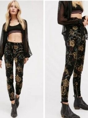 Free People Black Floral Velvet Skinny Pants Size 4 Lennon Combo Zip-Detail Skin